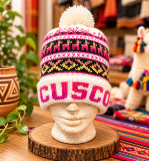 GORRO ARTESANAL ANDINO CUSCO CON POMPÓN